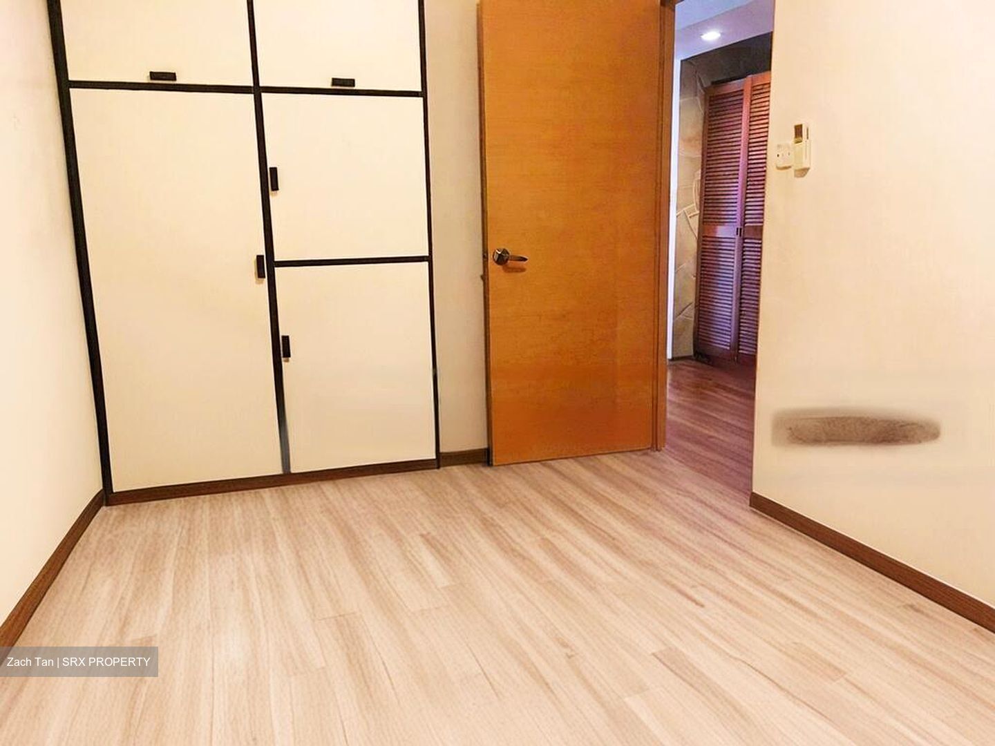 International Plaza (D2), Apartment #486383741
